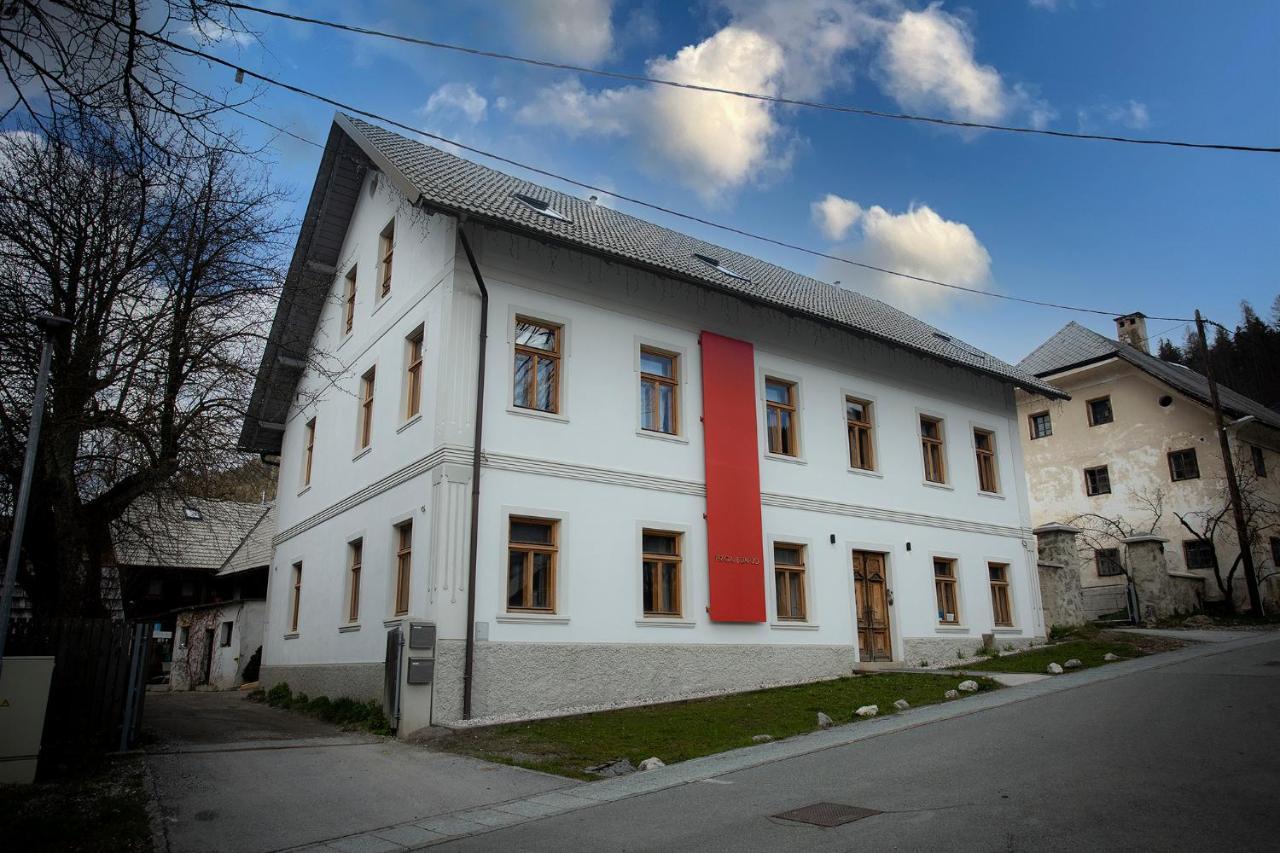 Pr'Gavedarjo Eco Heritage B&B Kranjska Gora Esterno foto