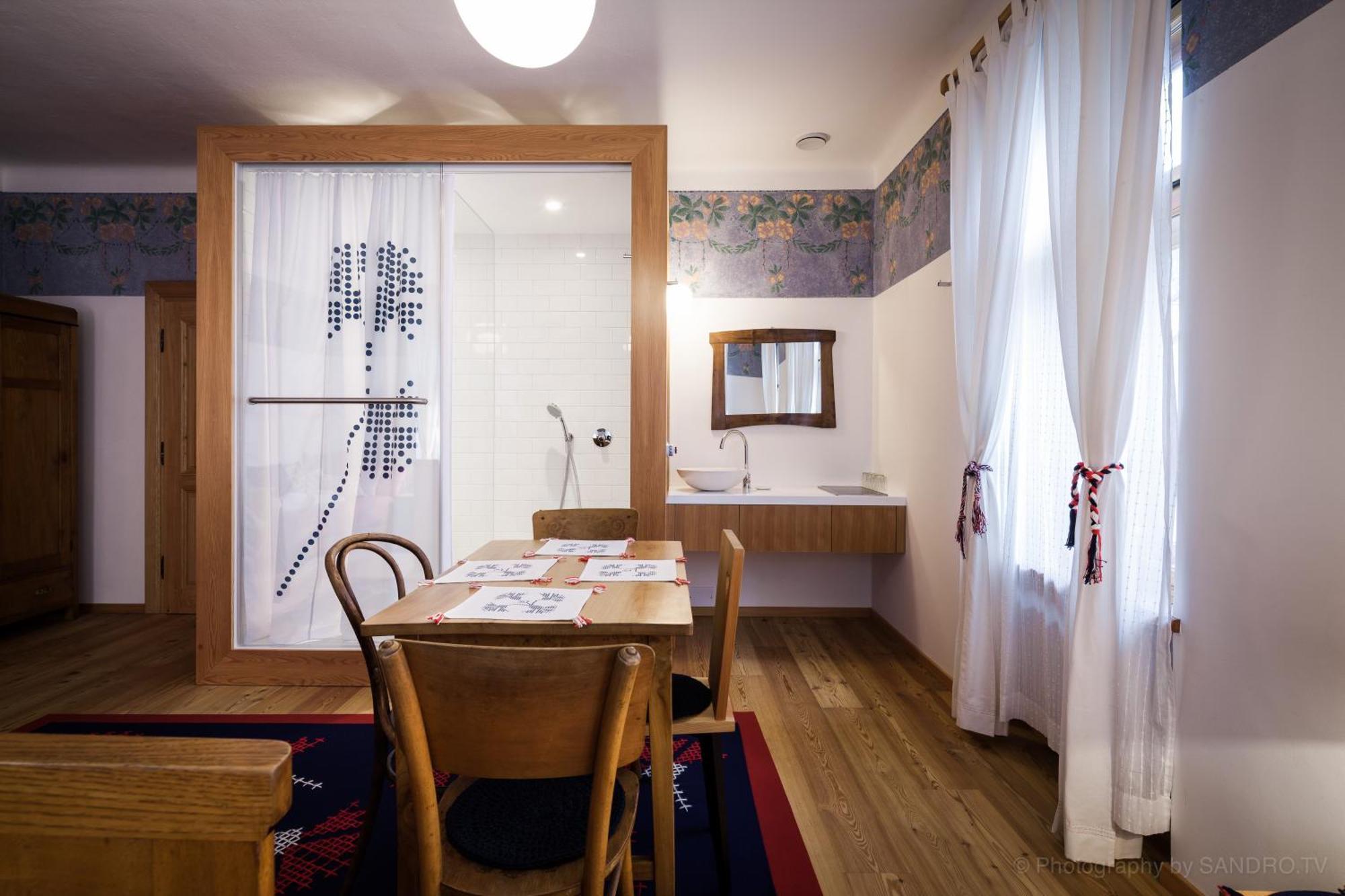 Pr'Gavedarjo Eco Heritage B&B Kranjska Gora Esterno foto