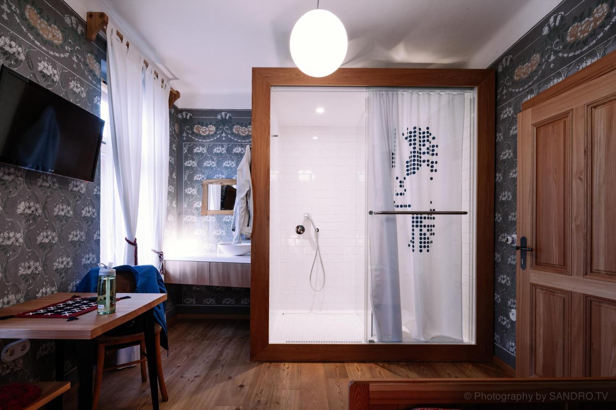 Pr'Gavedarjo Eco Heritage B&B Kranjska Gora Esterno foto