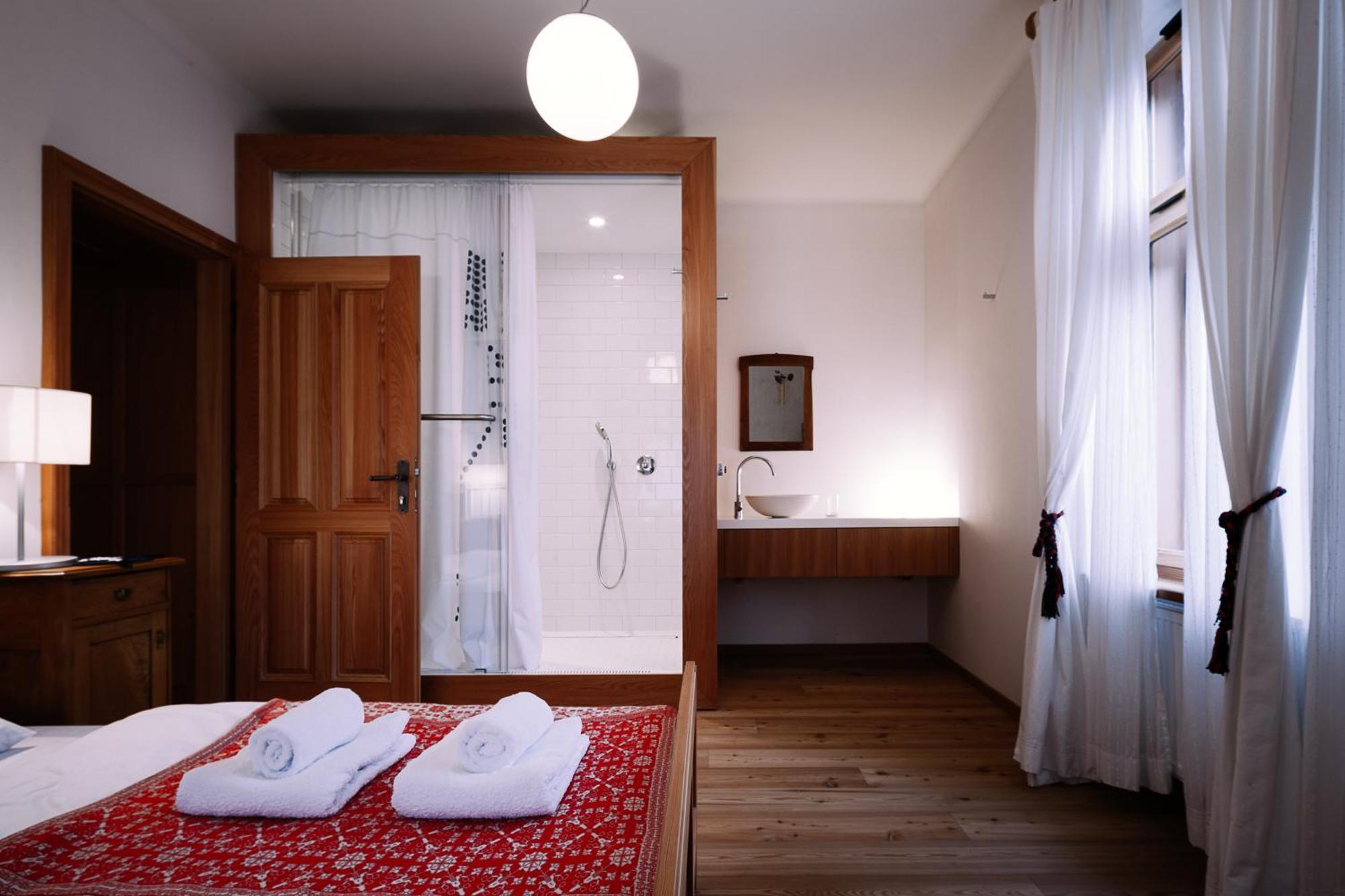 Pr'Gavedarjo Eco Heritage B&B Kranjska Gora Esterno foto
