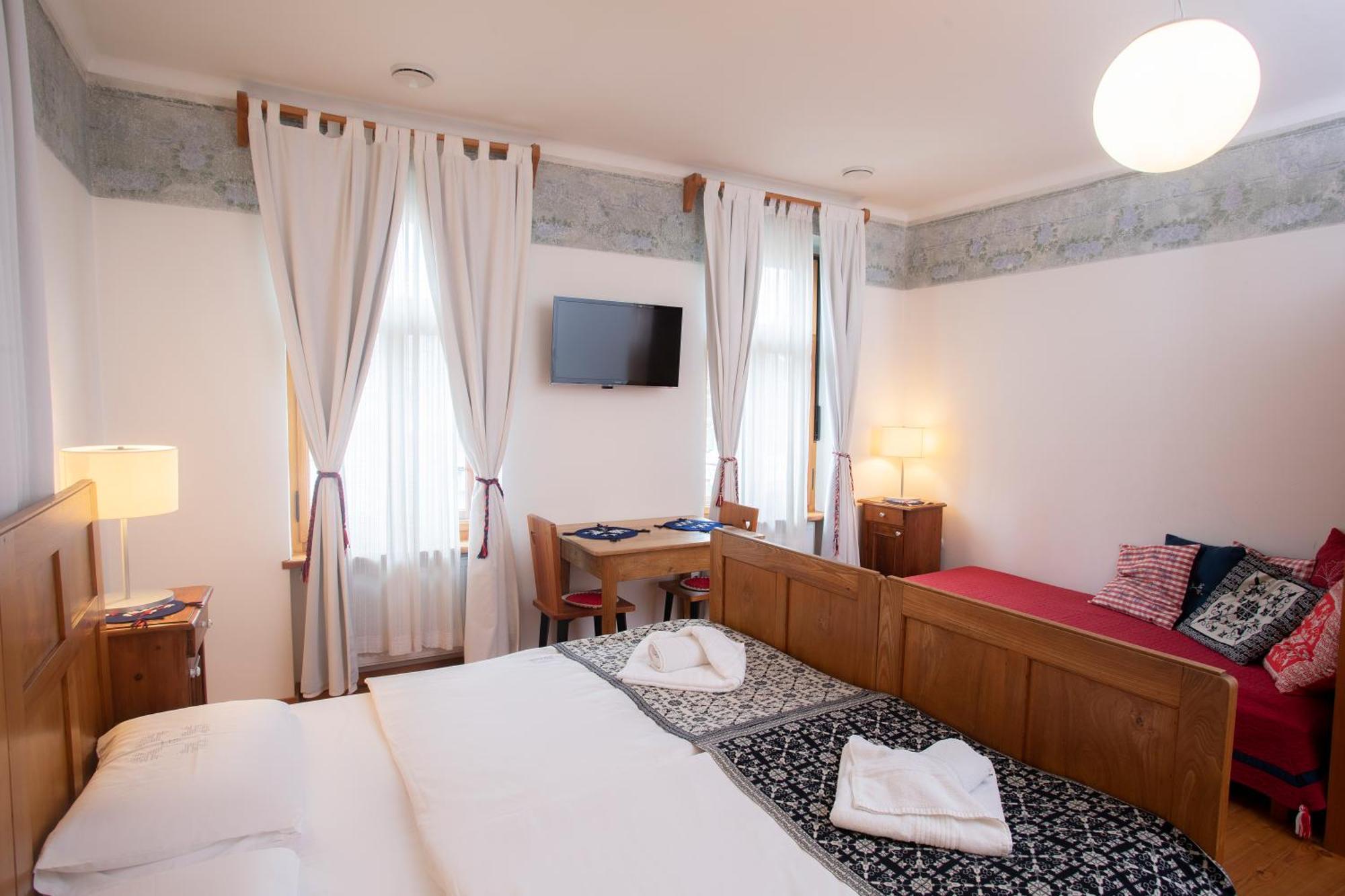Pr'Gavedarjo Eco Heritage B&B Kranjska Gora Camera foto